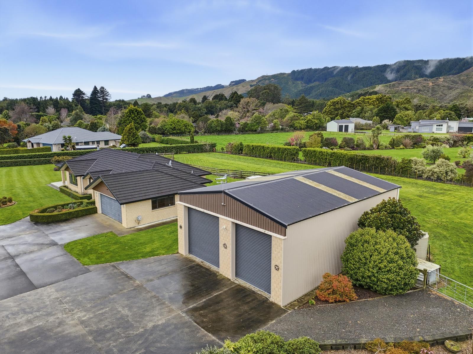 53 Pohutukawa Drive, Levin