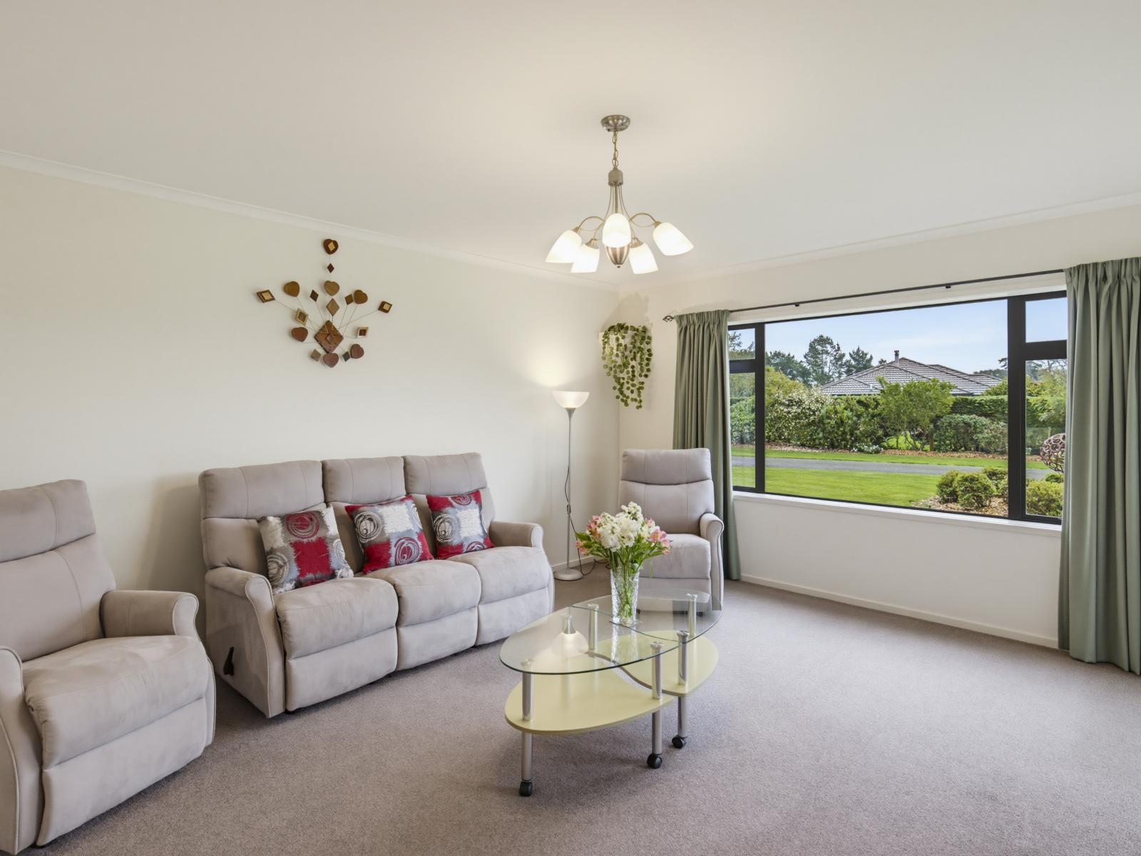 53 Pohutukawa Drive, Levin