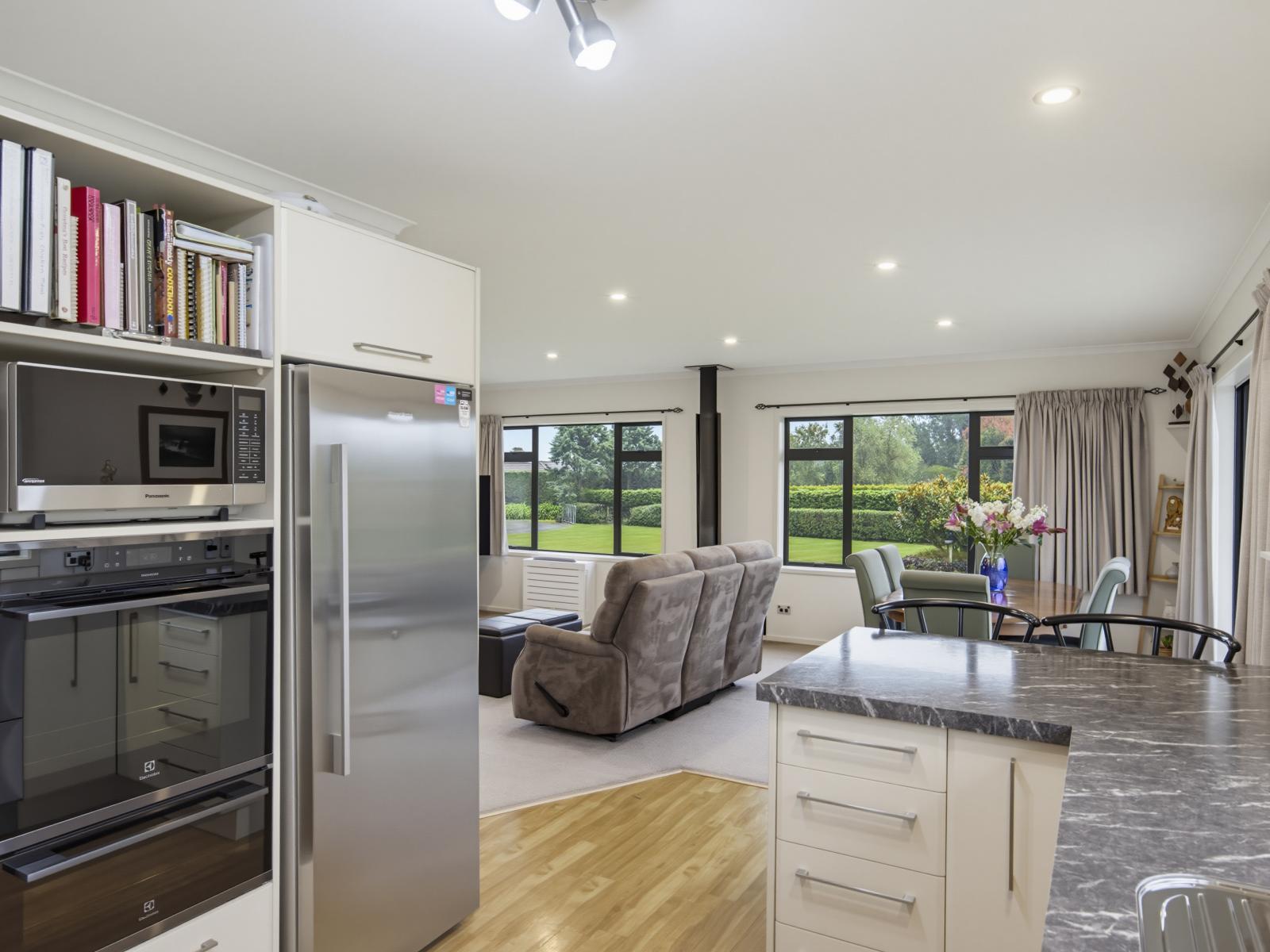 53 Pohutukawa Drive, Levin