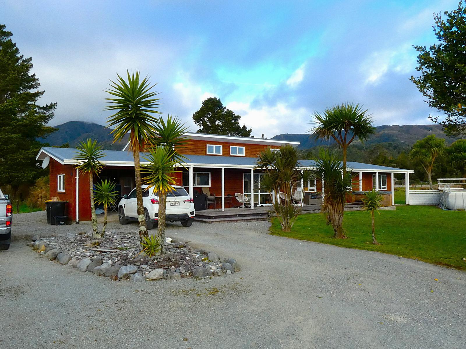 12 Sunderland Street, Waimangaroa