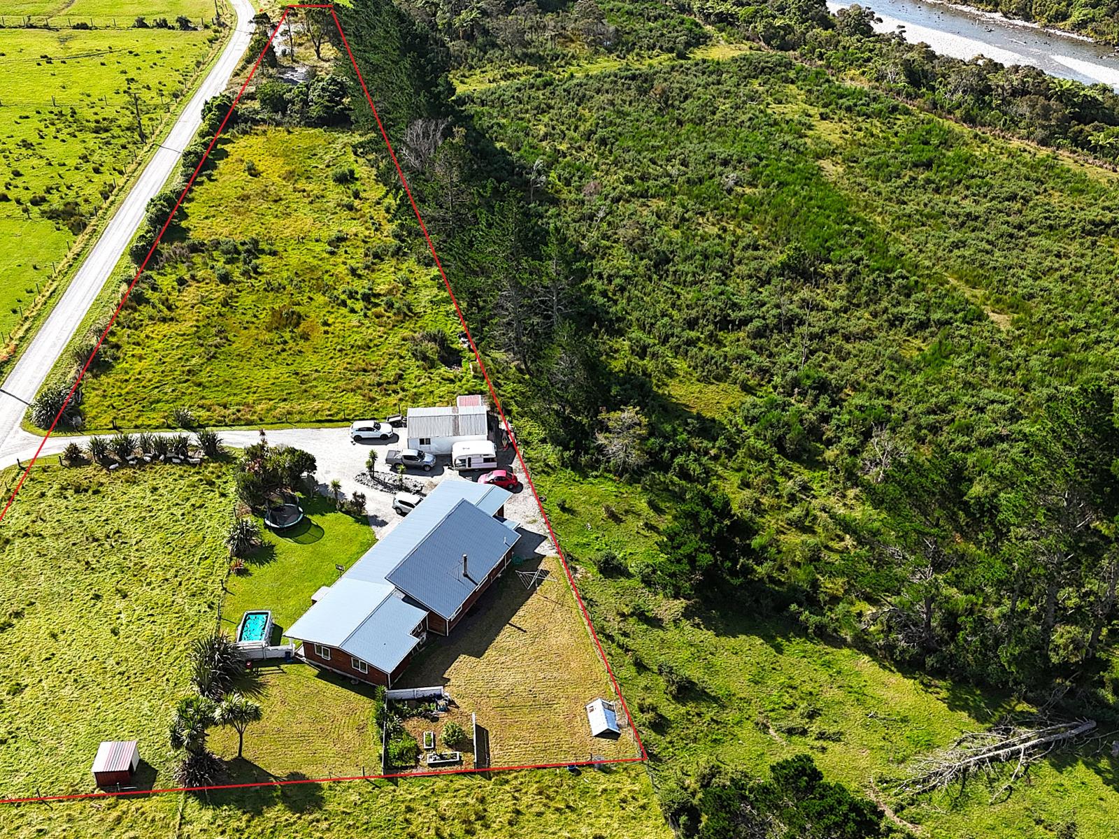 12 Sunderland Street, Waimangaroa