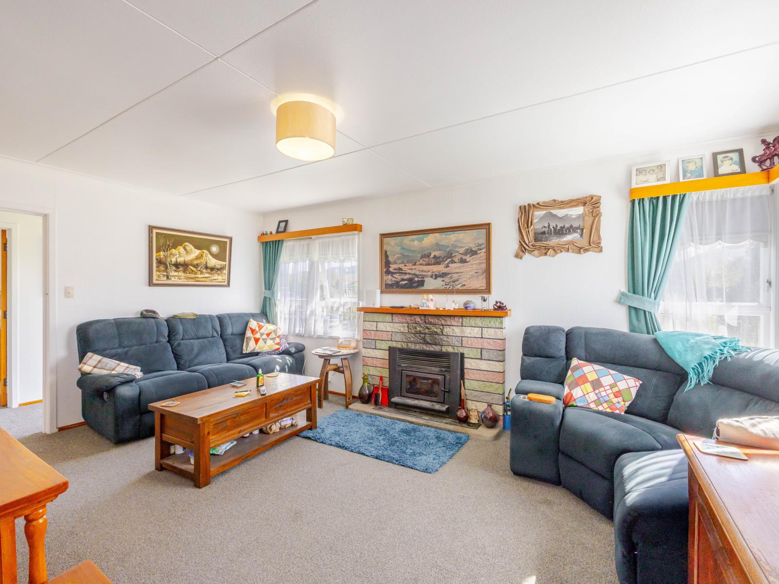 10 Jones Street, Porangahau
