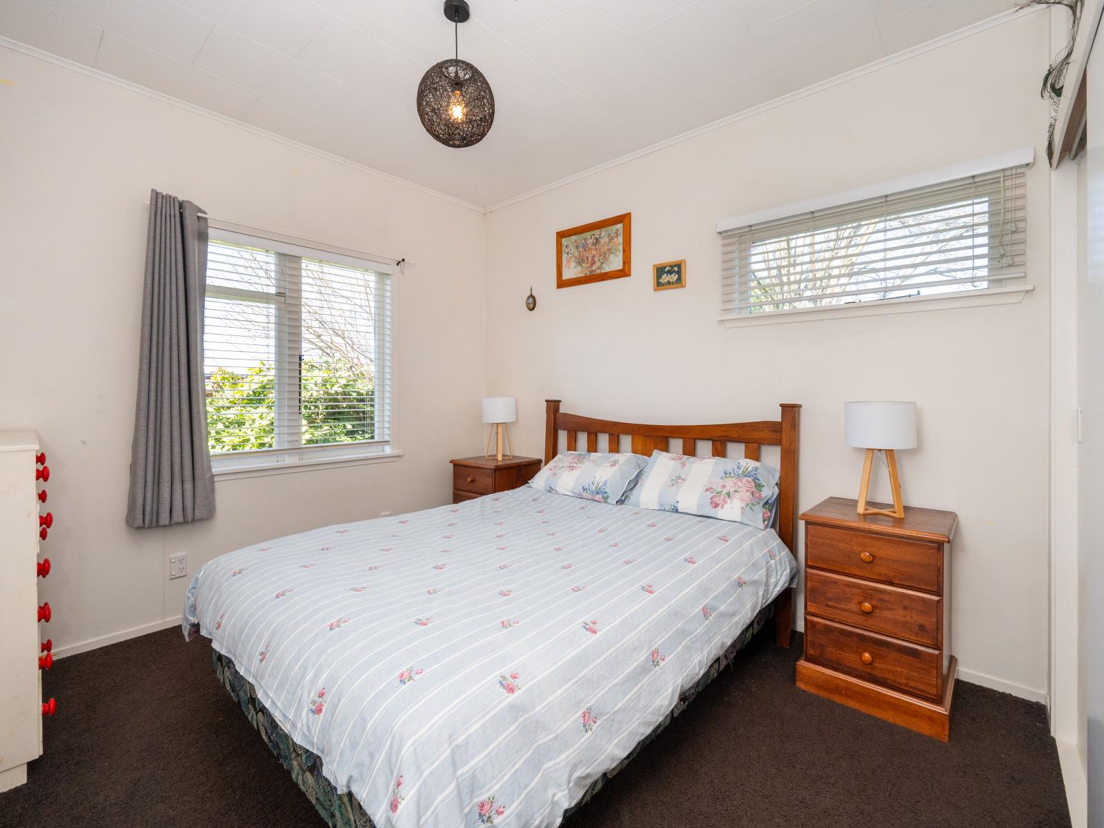 1011 Waipuna Street, Mahora