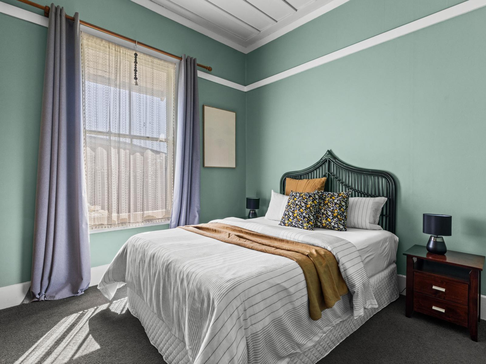 Unit 1, 904 Victoria Street, Parkvale