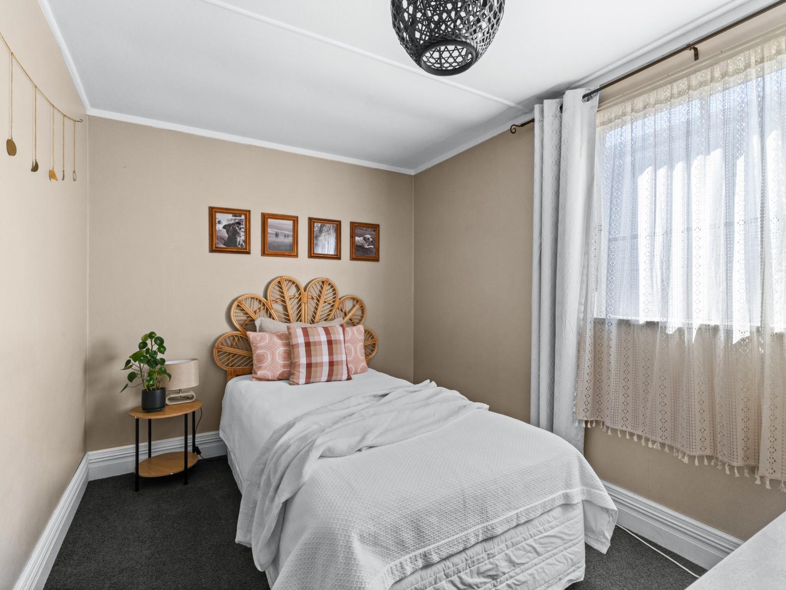 Unit 1, 904 Victoria Street, Parkvale