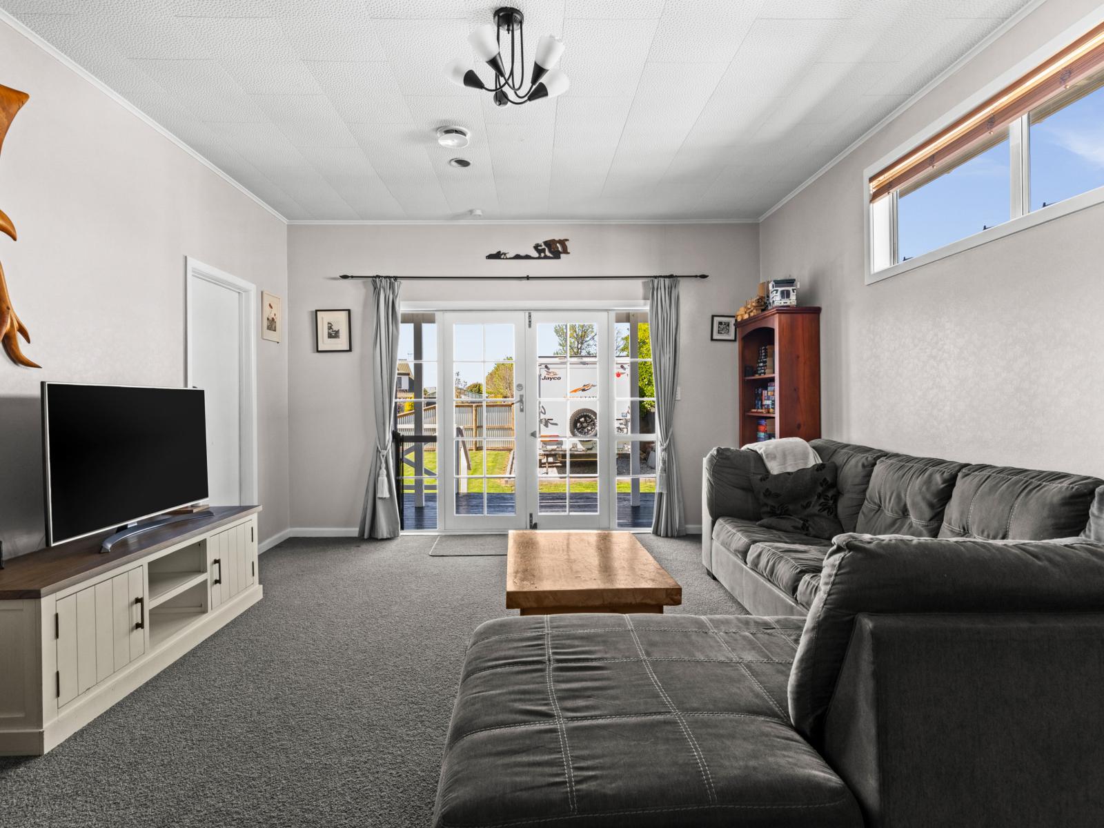 108 Frimley Avenue, Frimley
