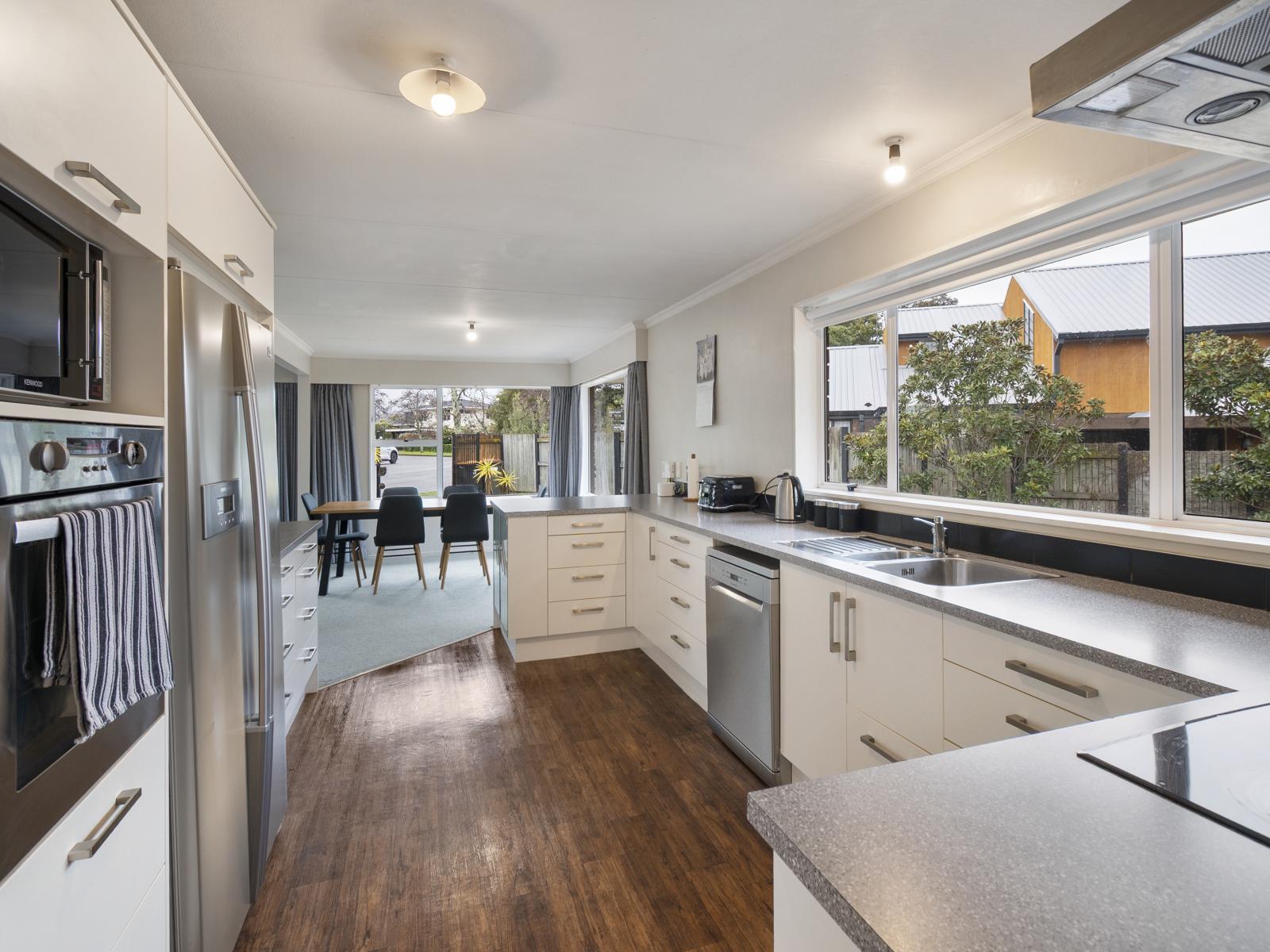 7 Guernsey Place, Fitzherbert
