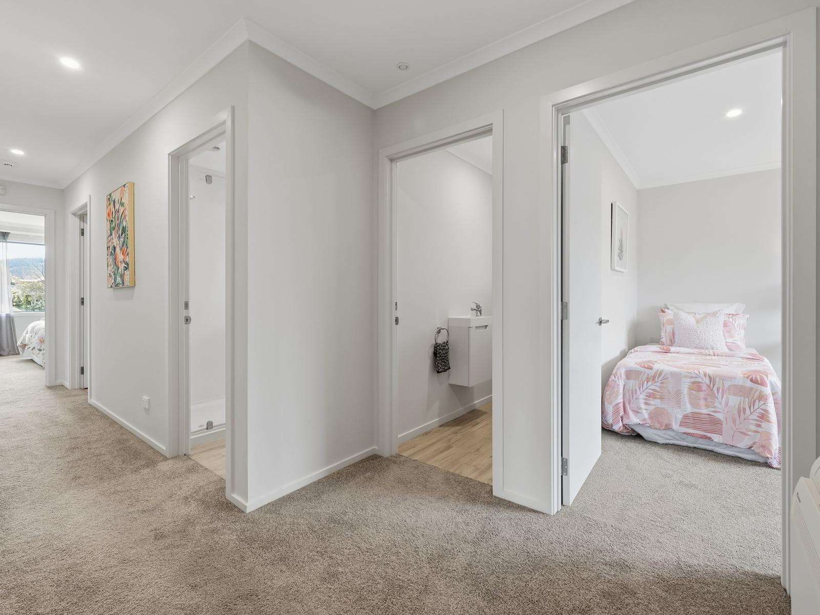 5 Dundee Road, Mosgiel