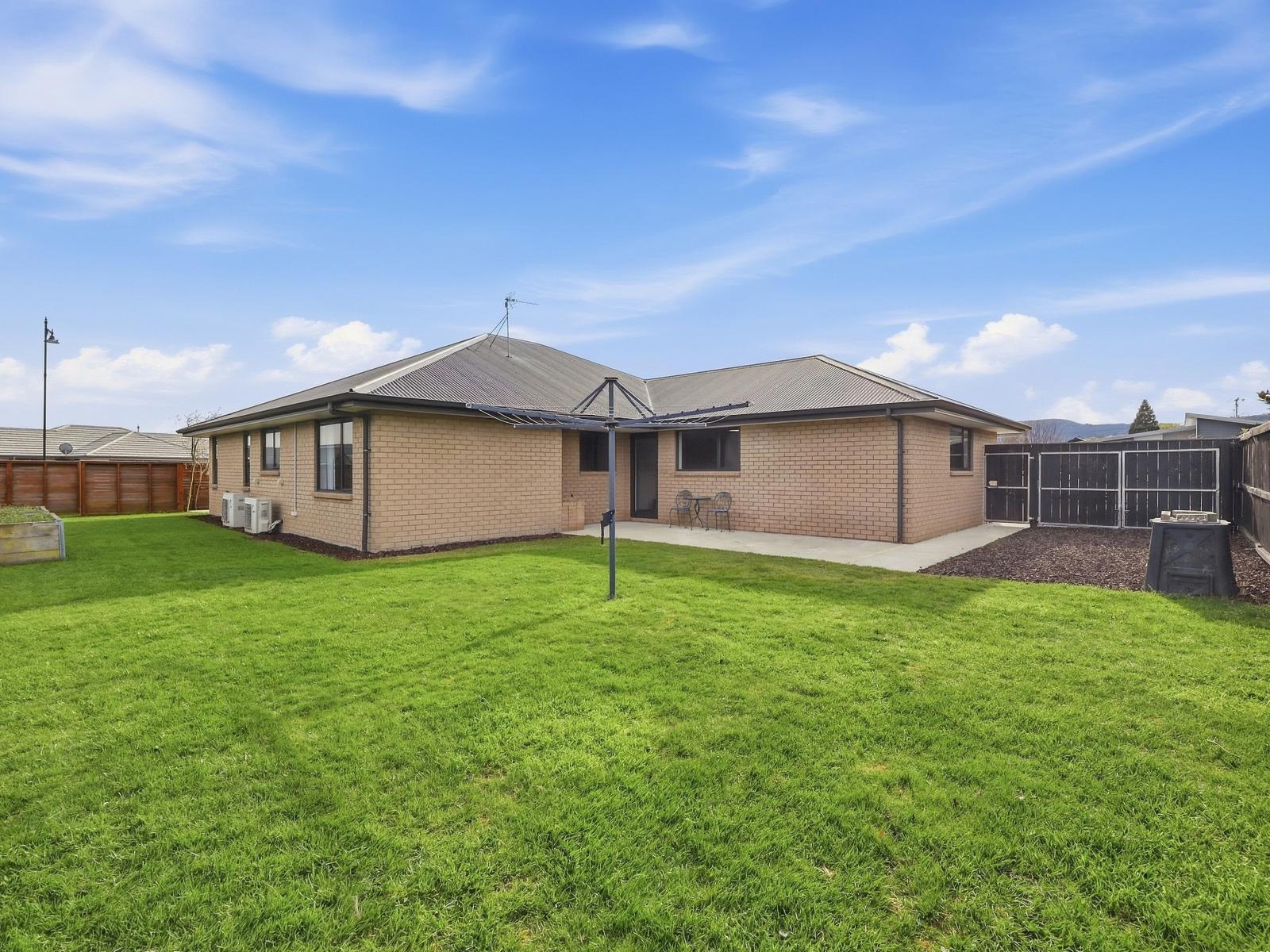 5 Dundee Road, Mosgiel