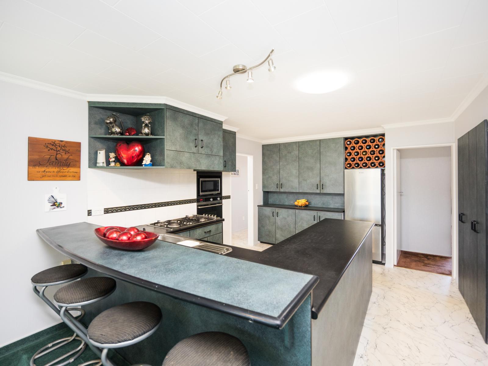 9 Chrystal Street, Foxton Beach