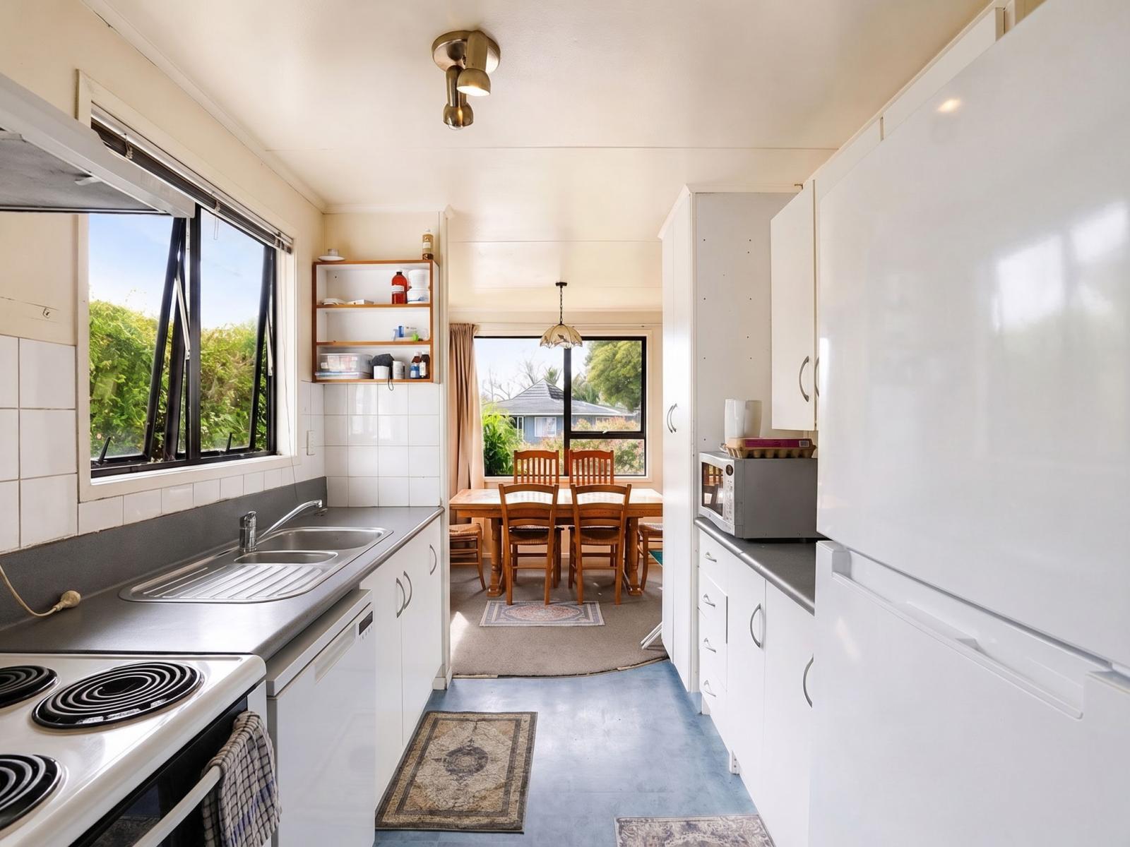 6 Luke Place, Fairy Springs