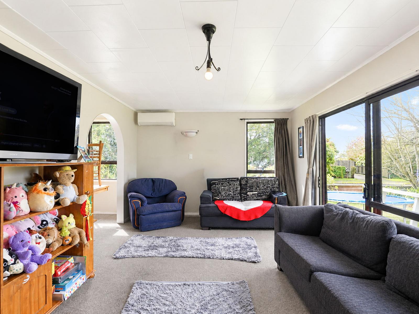 6 Luke Place, Fairy Springs