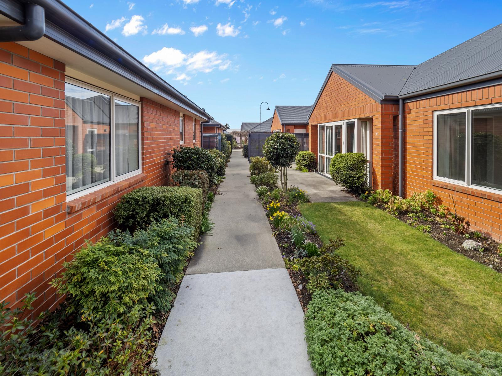 77 Walnut Avenue, Allenton