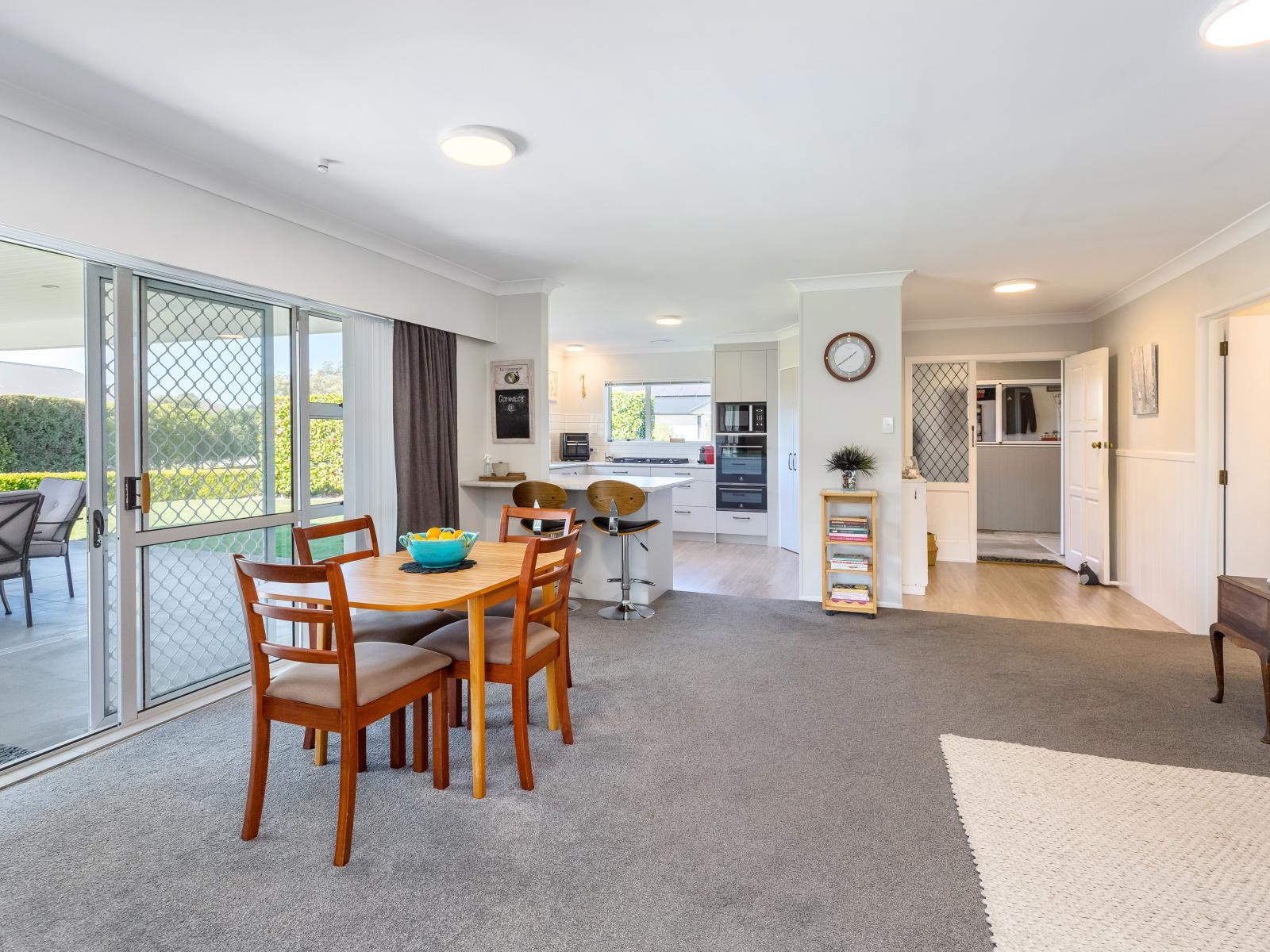 101 Lincoln Road, Carterton