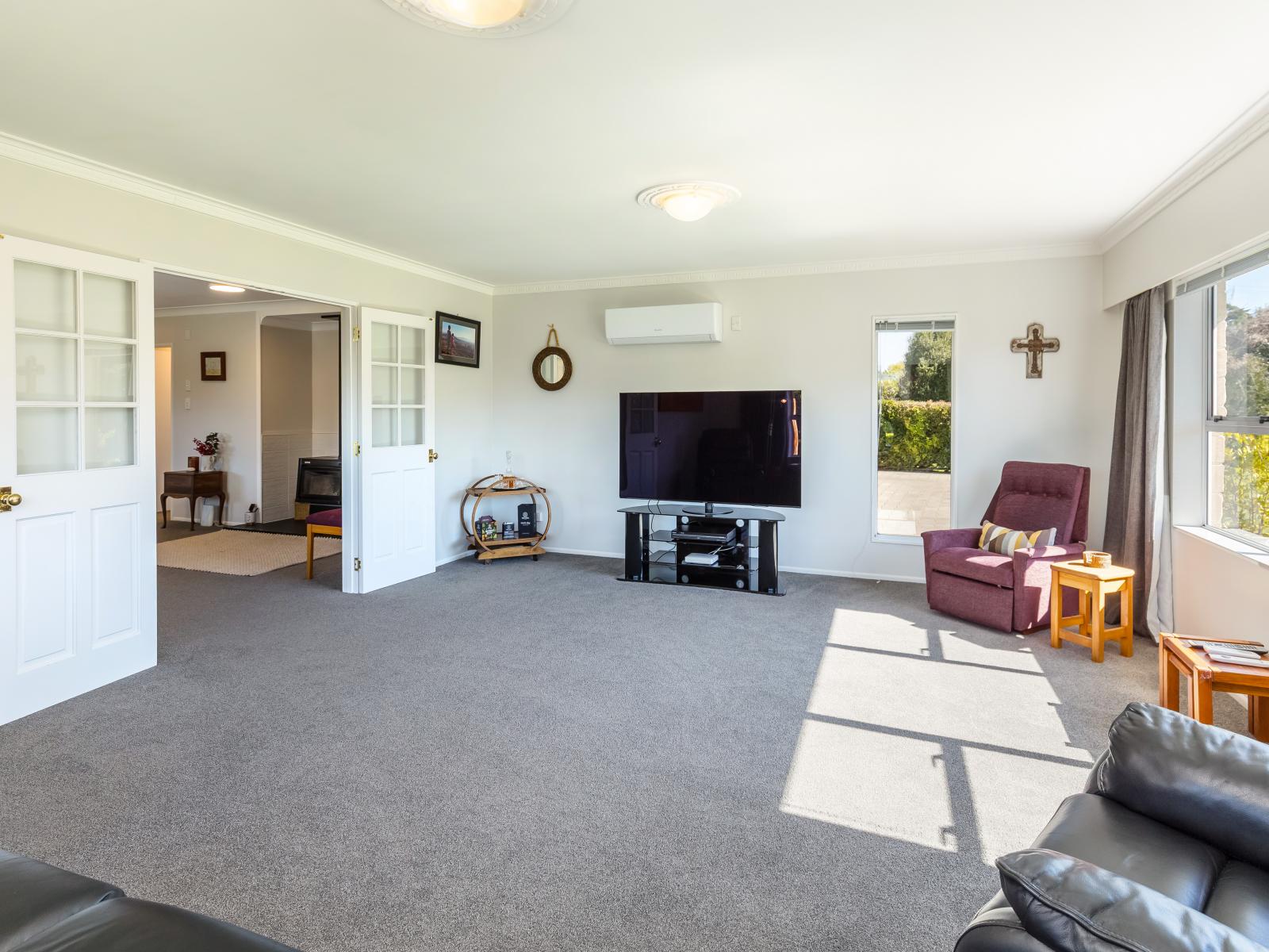 101 Lincoln Road, Carterton
