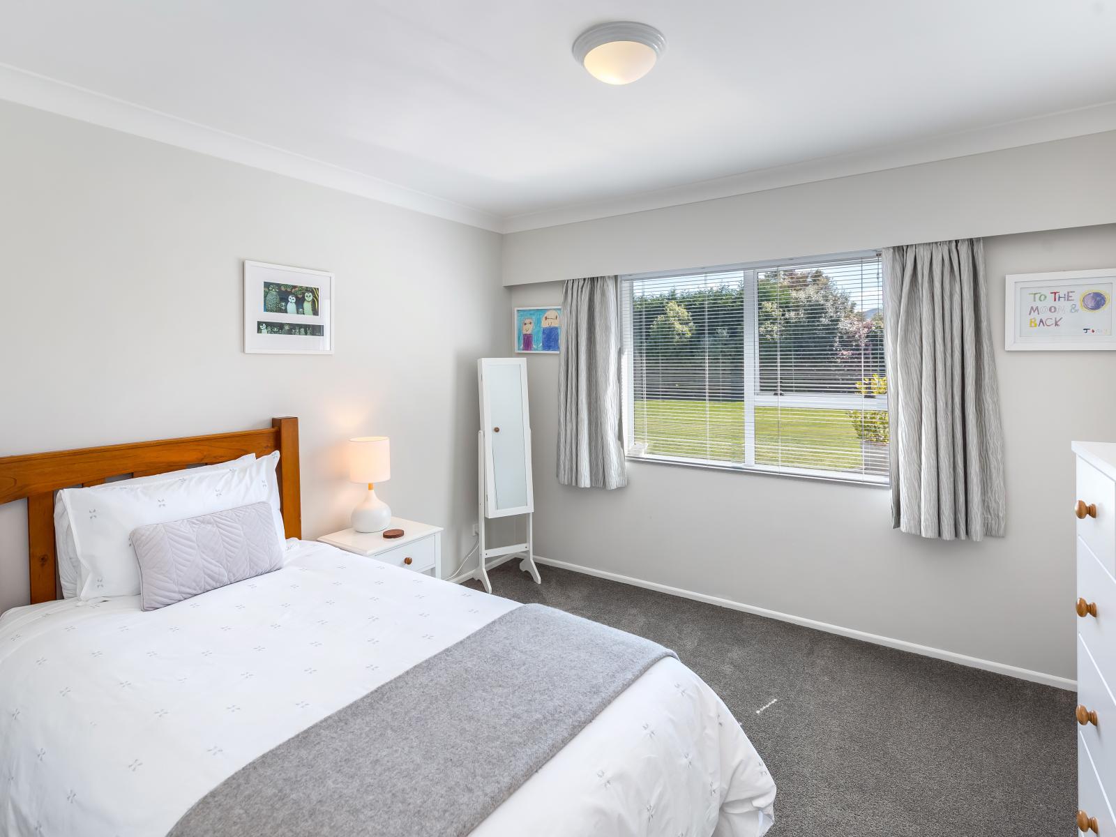 101 Lincoln Road, Carterton
