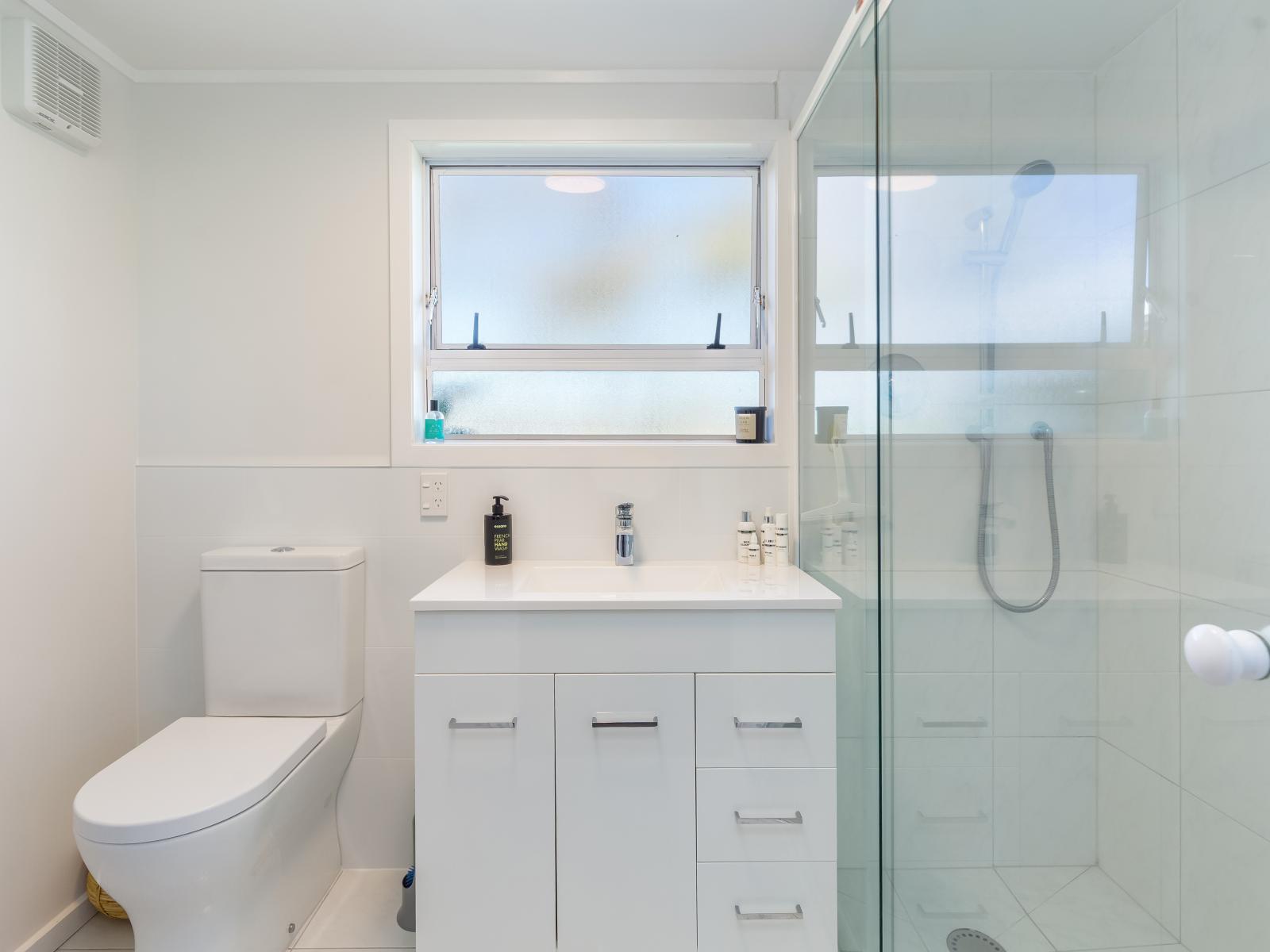 101 Lincoln Road, Carterton