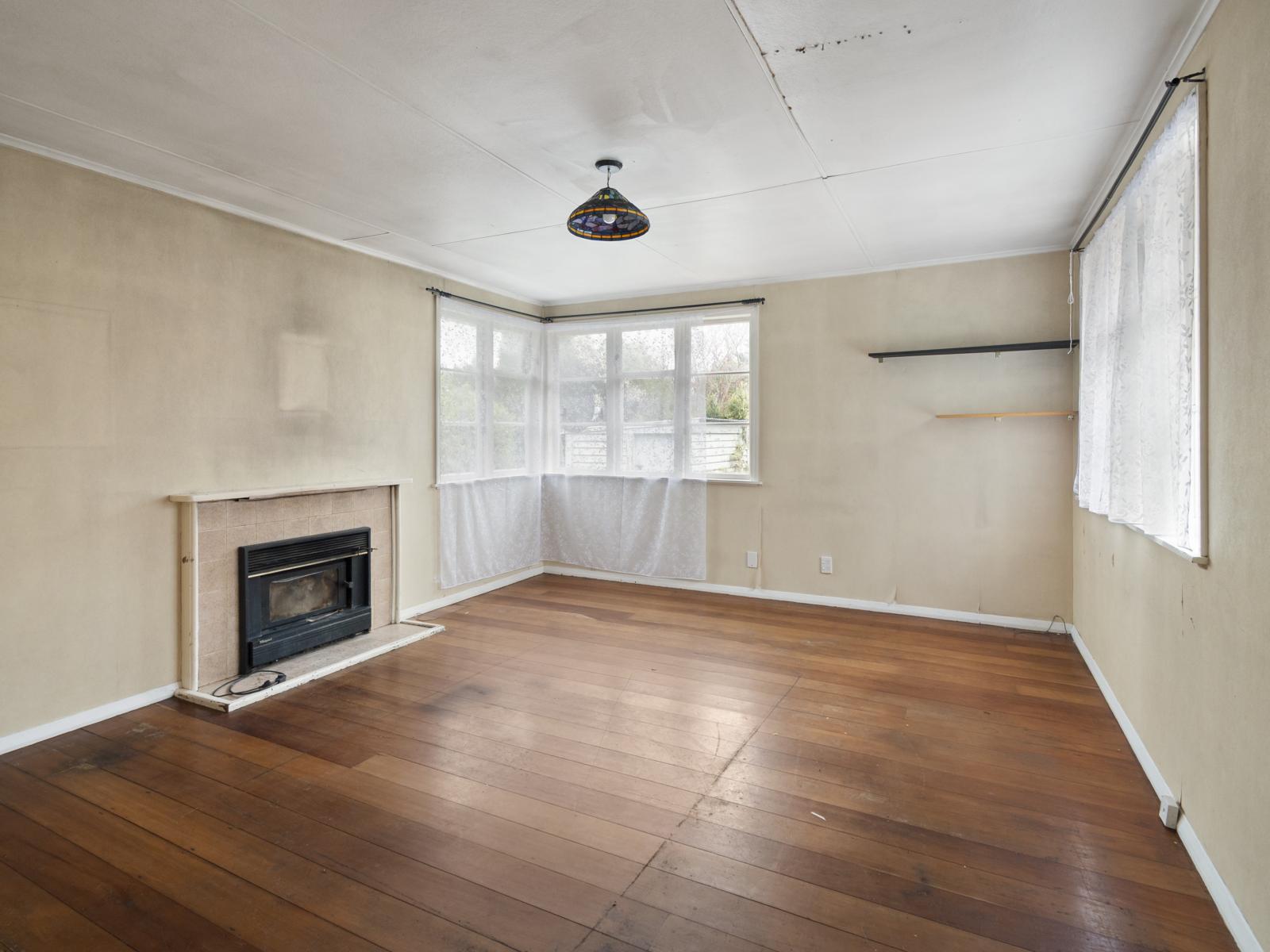 18 Severn Terrace, Roslyn