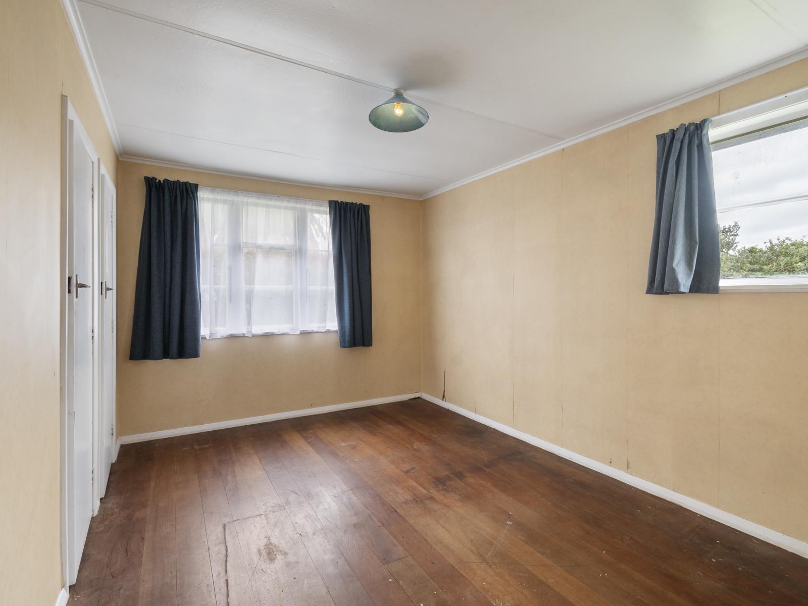 18 Severn Terrace, Roslyn