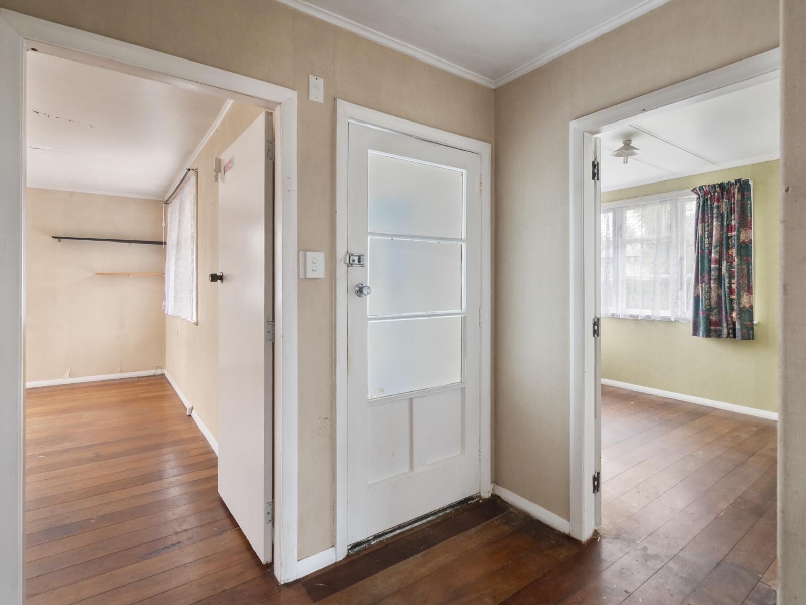 18 Severn Terrace, Roslyn