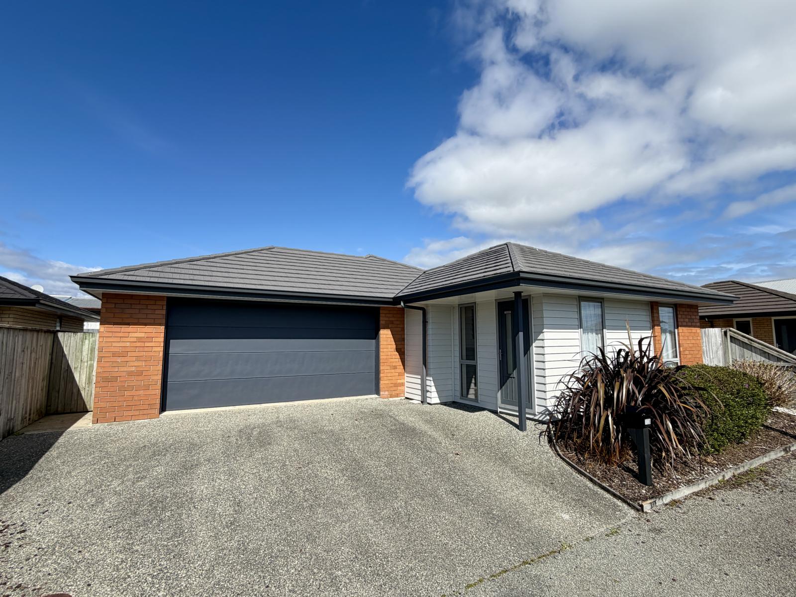 10B Pakington Street, Westport