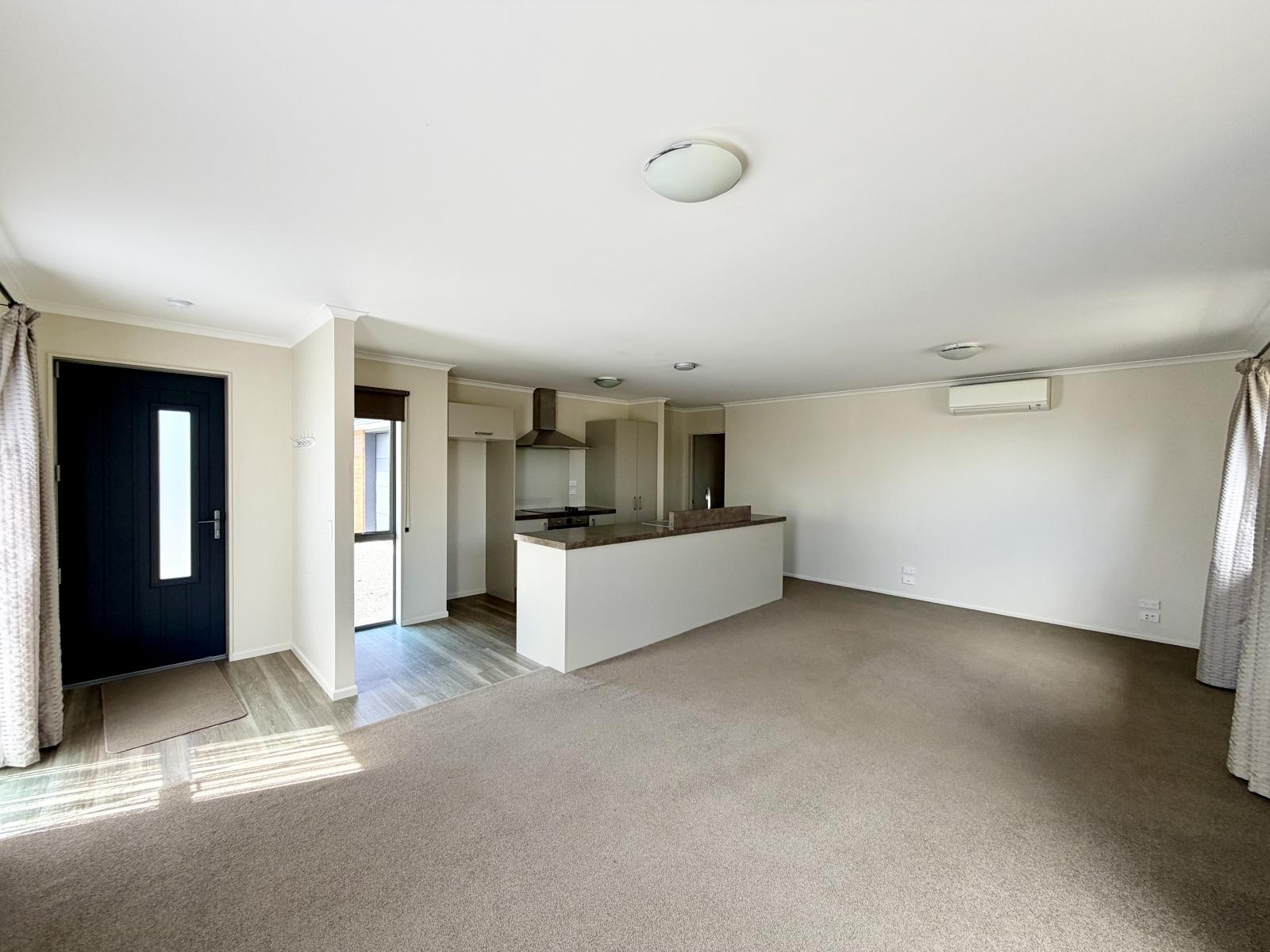 10B Pakington Street, Westport