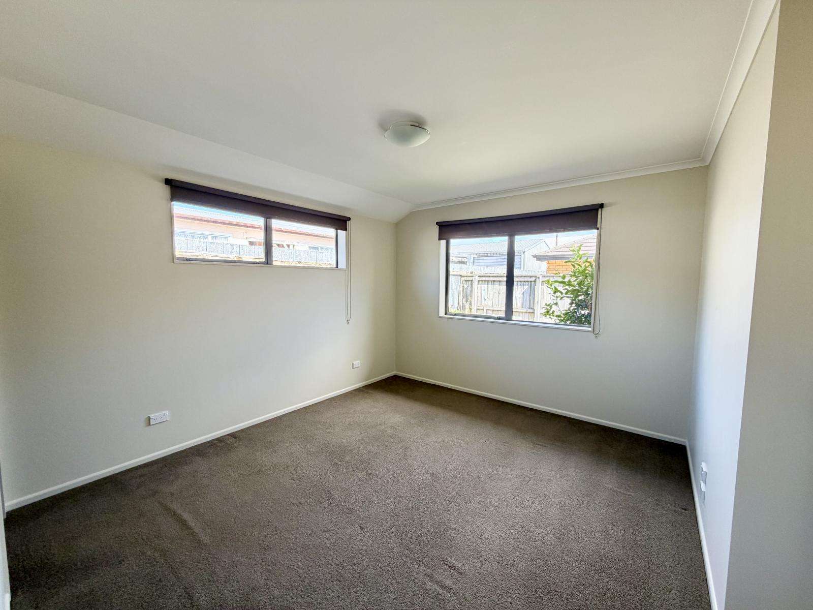 10B Pakington Street, Westport