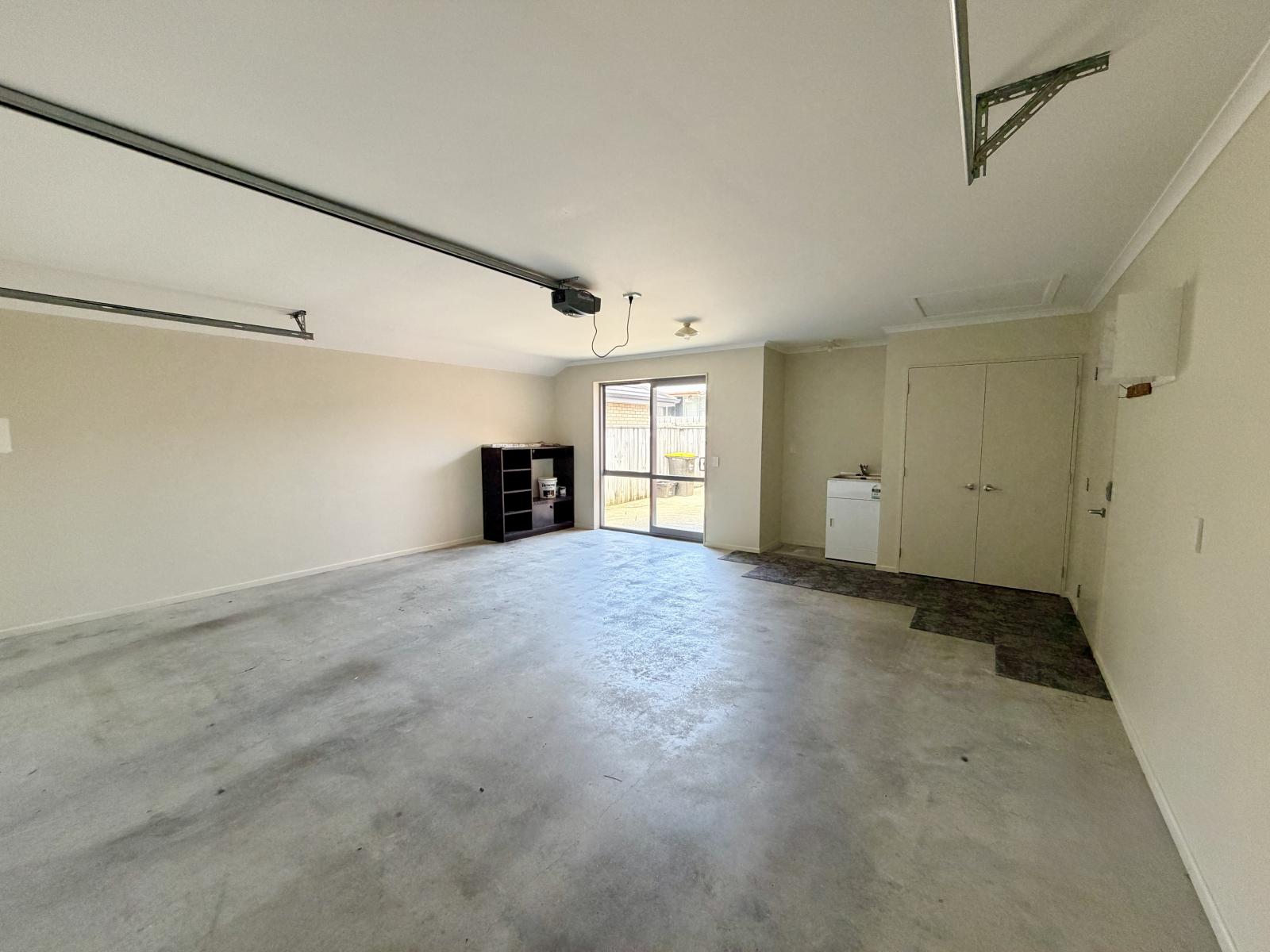 10B Pakington Street, Westport