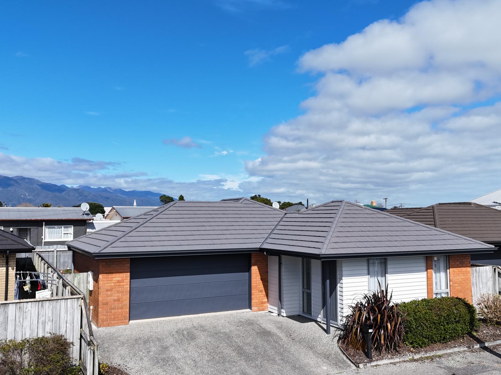 10B Pakington Street, Westport