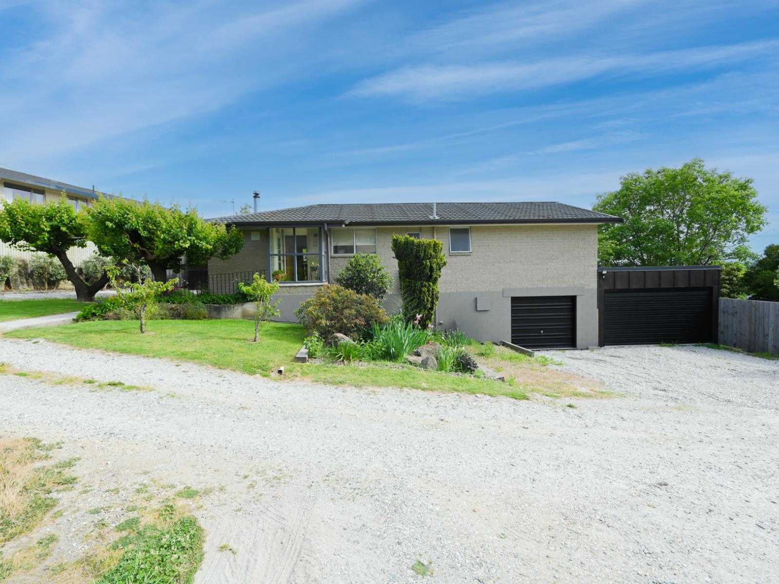 17 The Half Mile, Alexandra