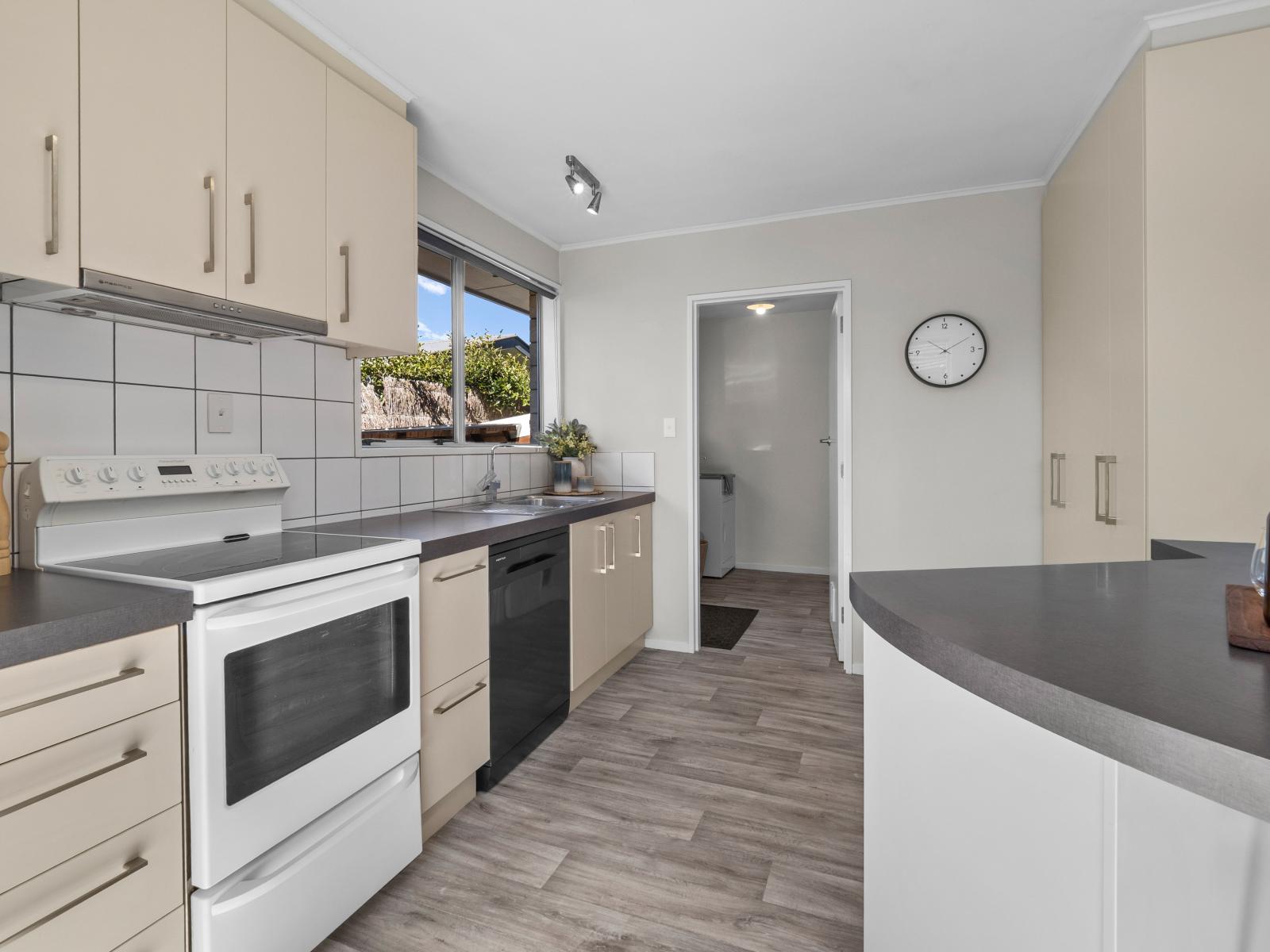 24 Lane Street, Allenton