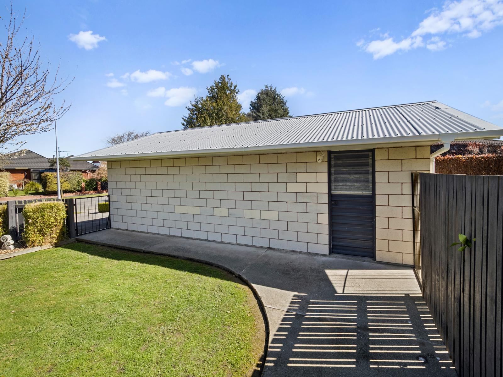 24 Lane Street, Allenton