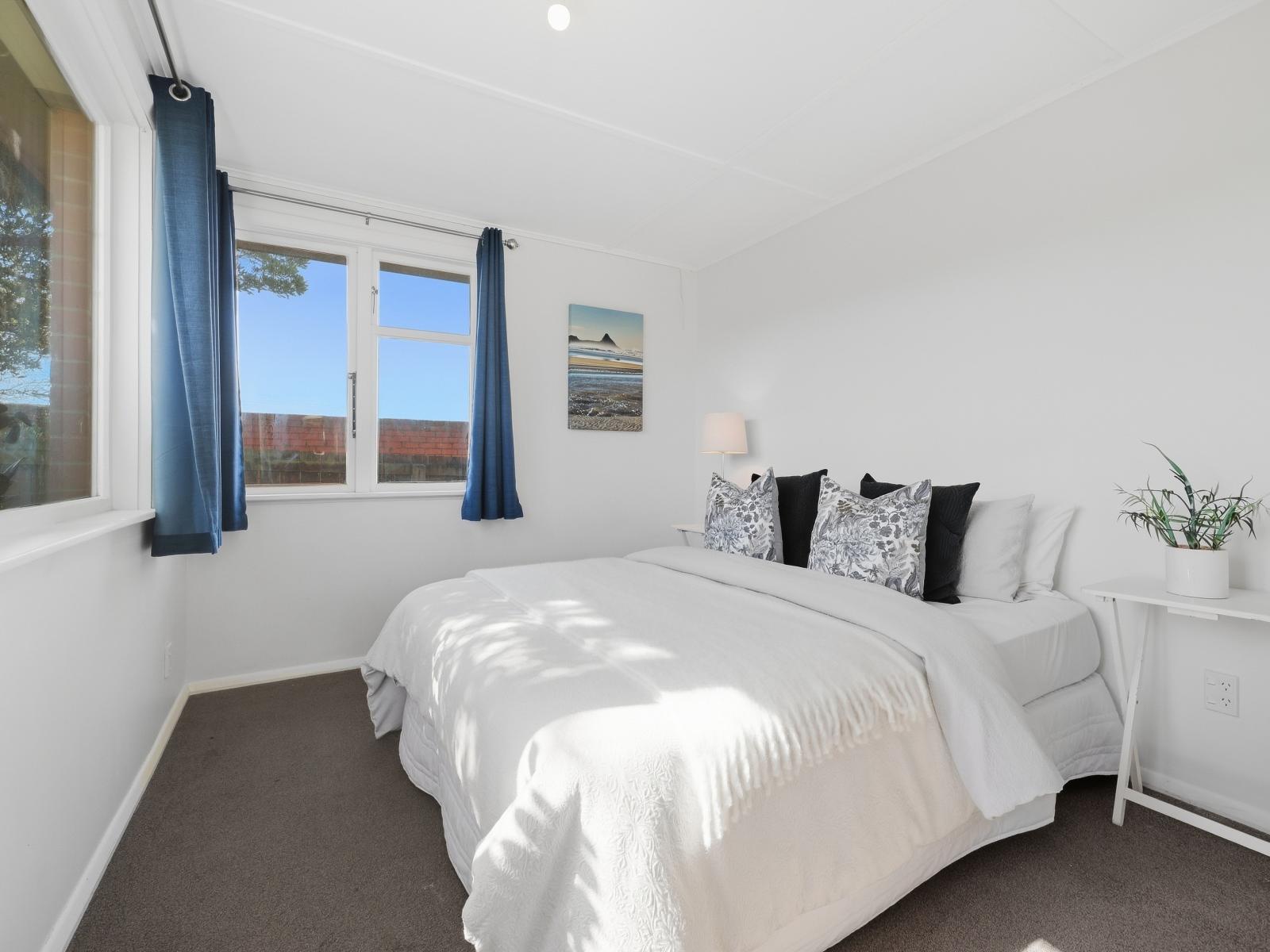 5 Columba Avenue, Calton Hill