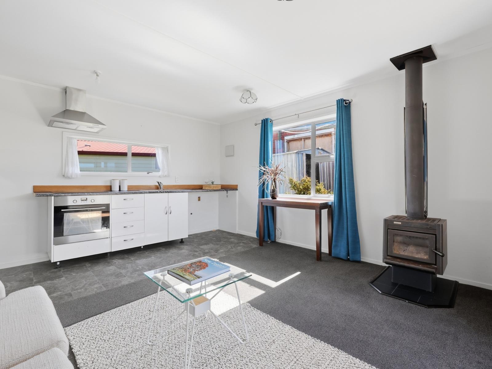 5 Columba Avenue, Calton Hill