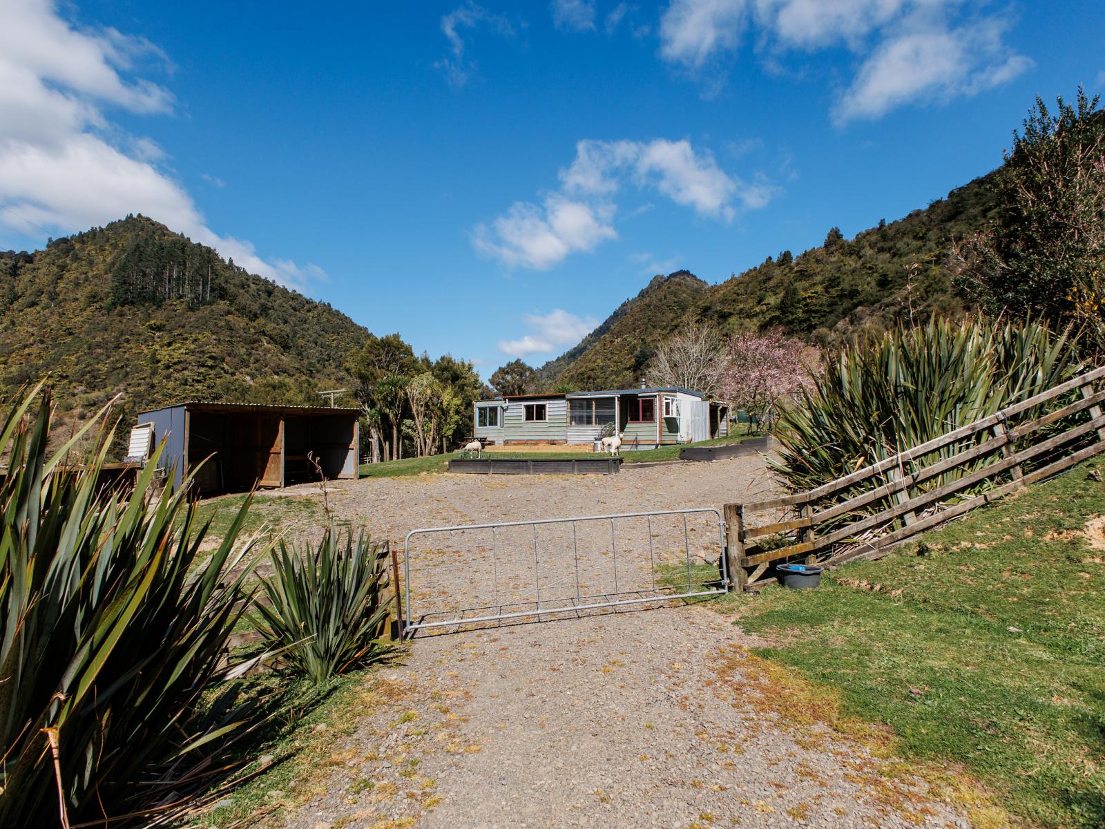 1344 Otara Road, Toatoa