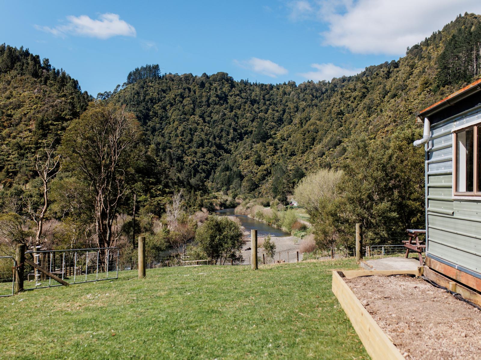 1344 Otara Road, Toatoa