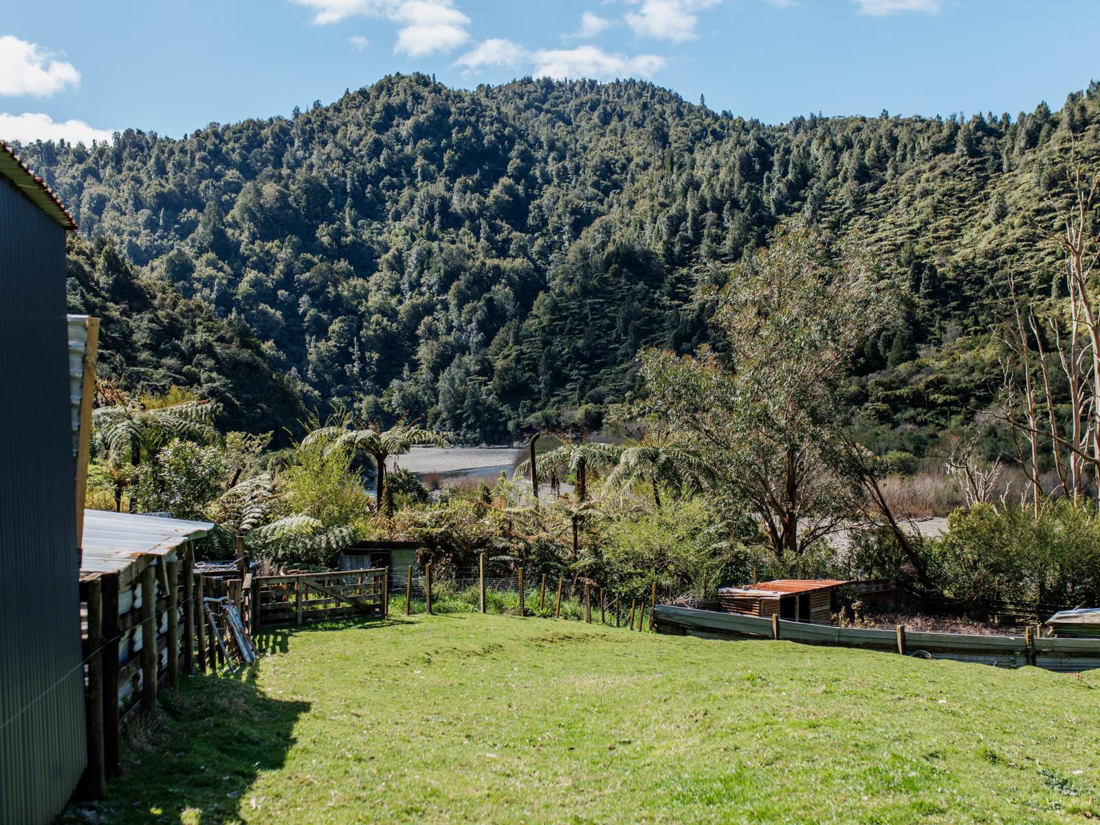 1344 Otara Road, Toatoa