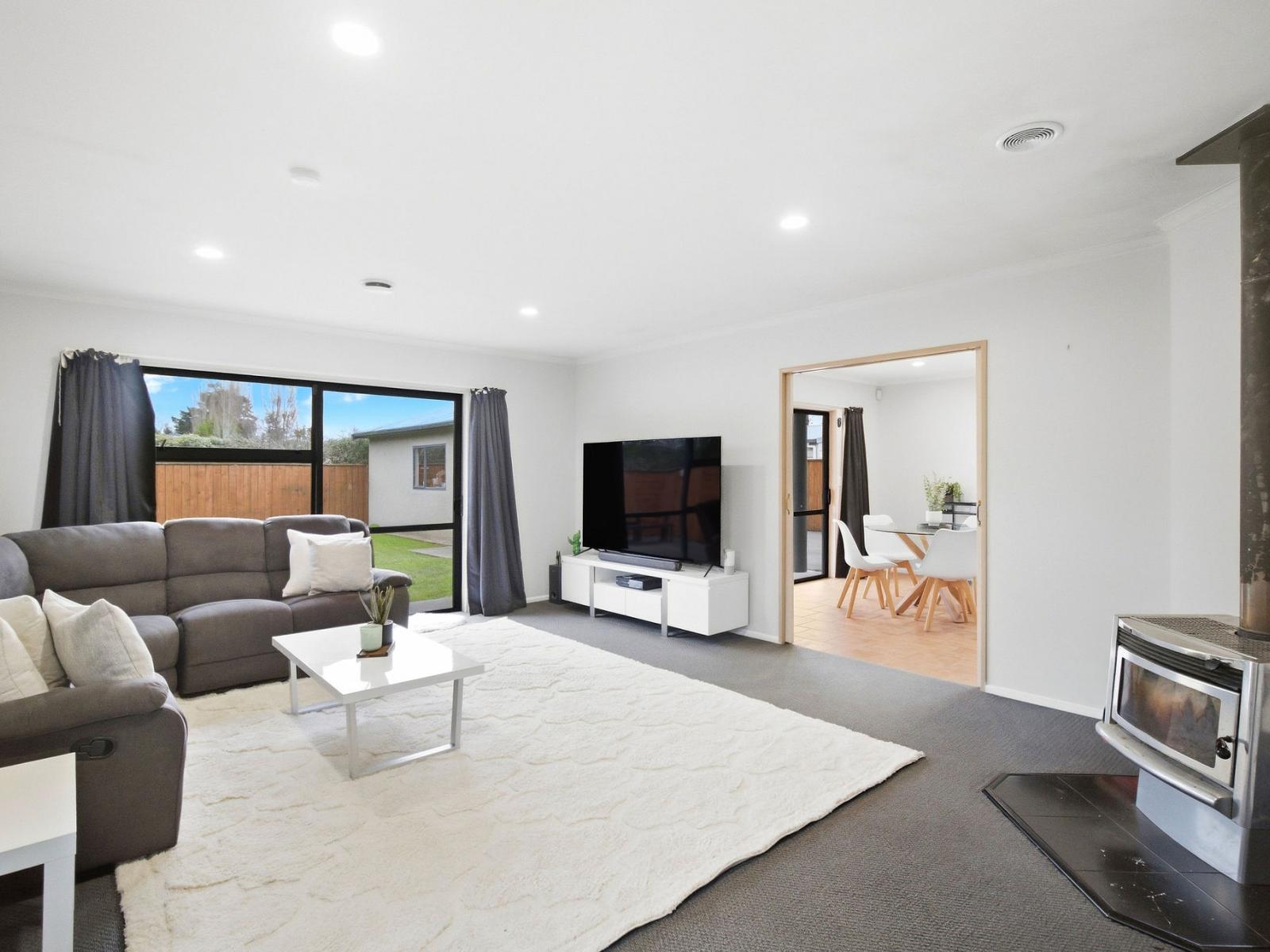 9 Sherwood Place, Springvale
