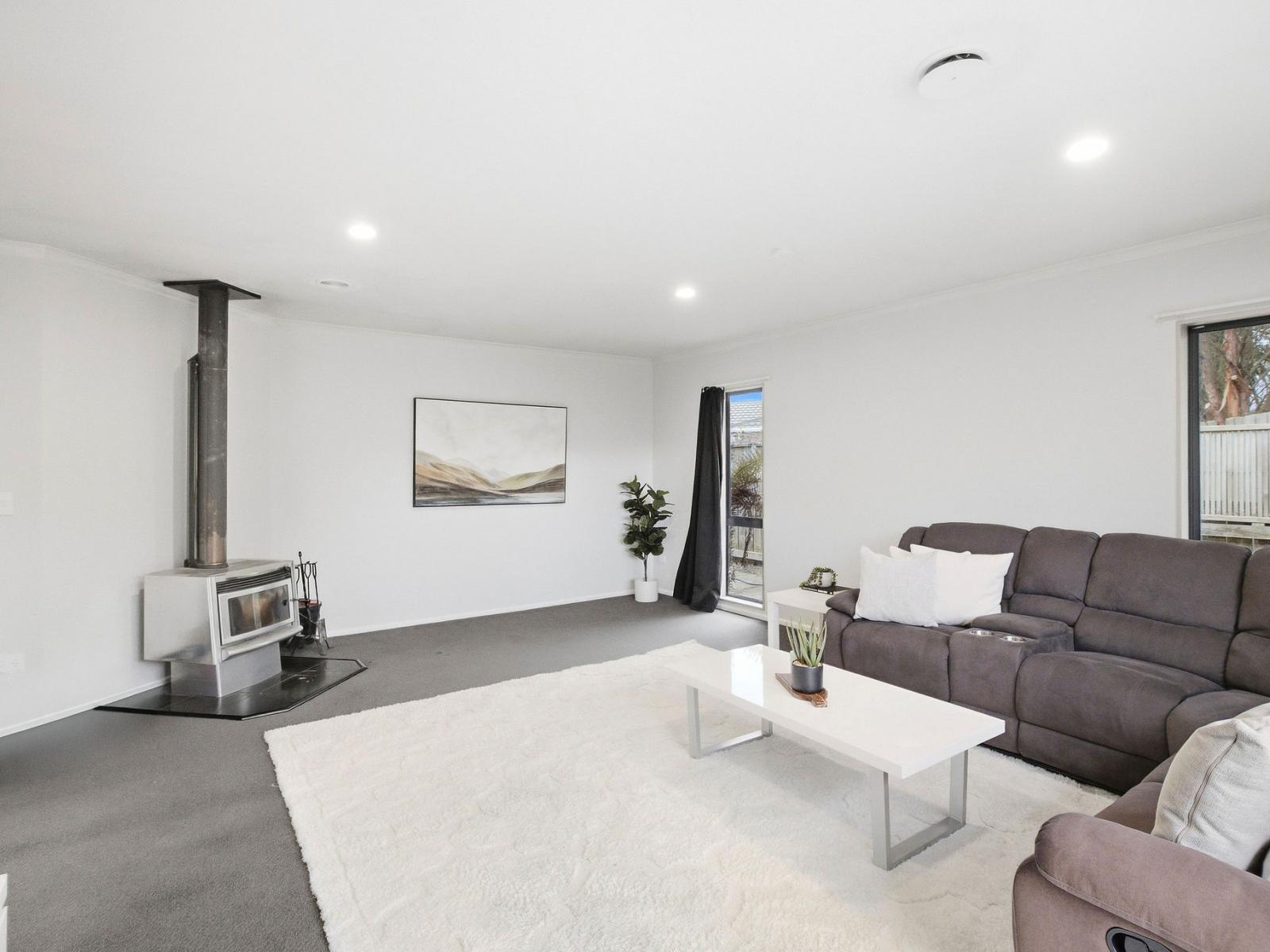 9 Sherwood Place, Springvale