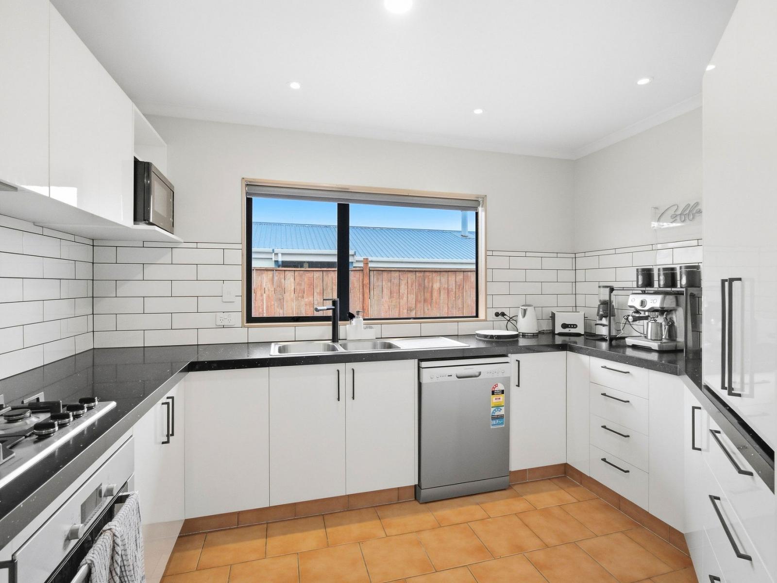 9 Sherwood Place, Springvale
