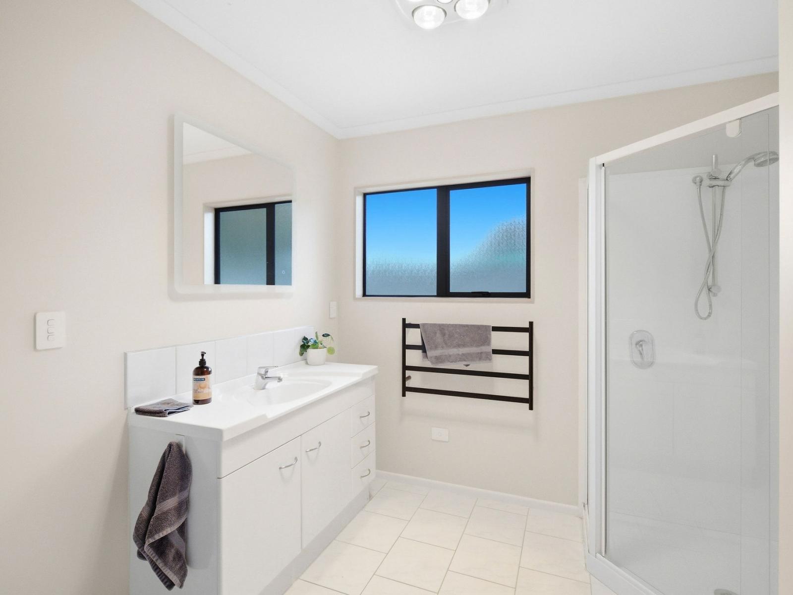 9 Sherwood Place, Springvale