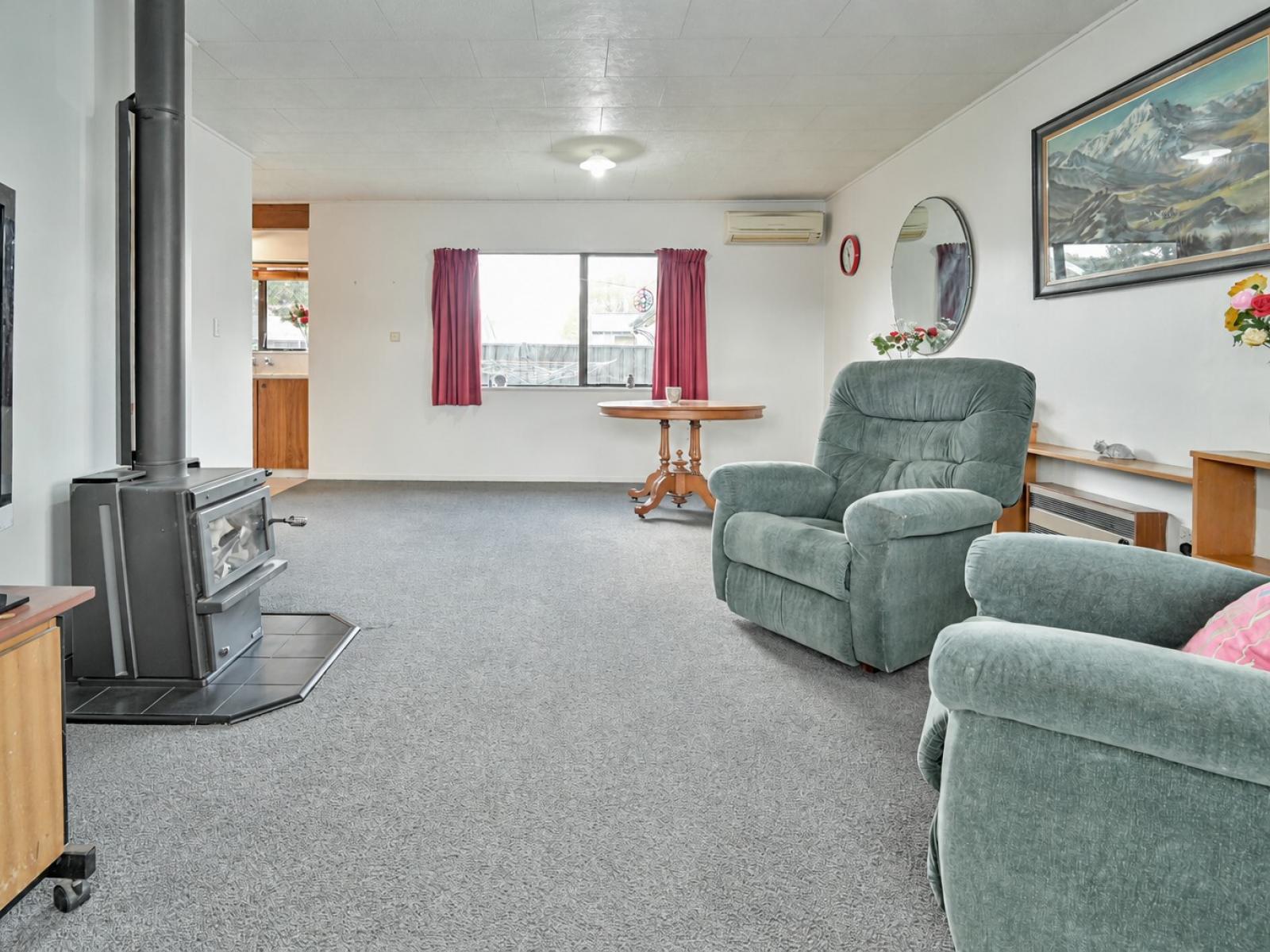 2/806 St Aubyn Street East, Parkvale