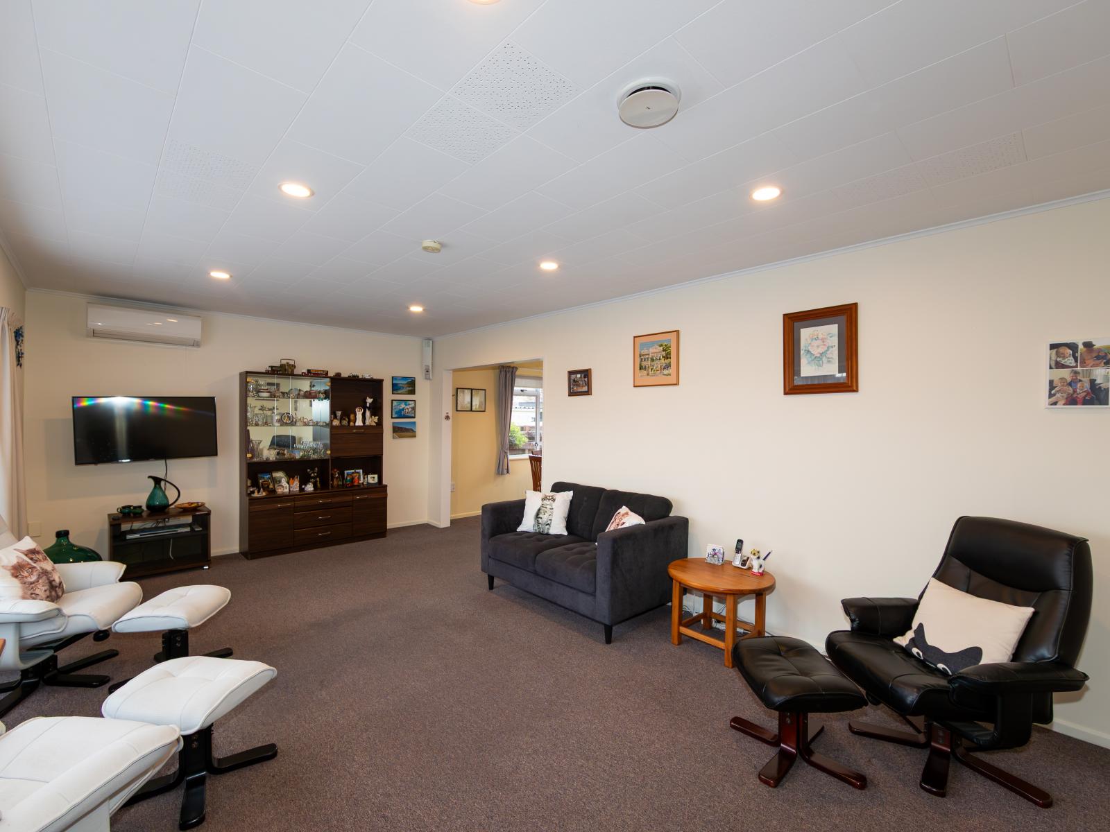 14 Liverpool Crescent, Tamatea
