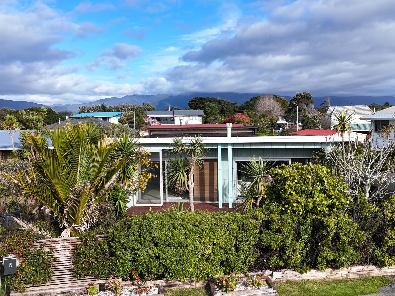 15 Cook Street, Carters Beach