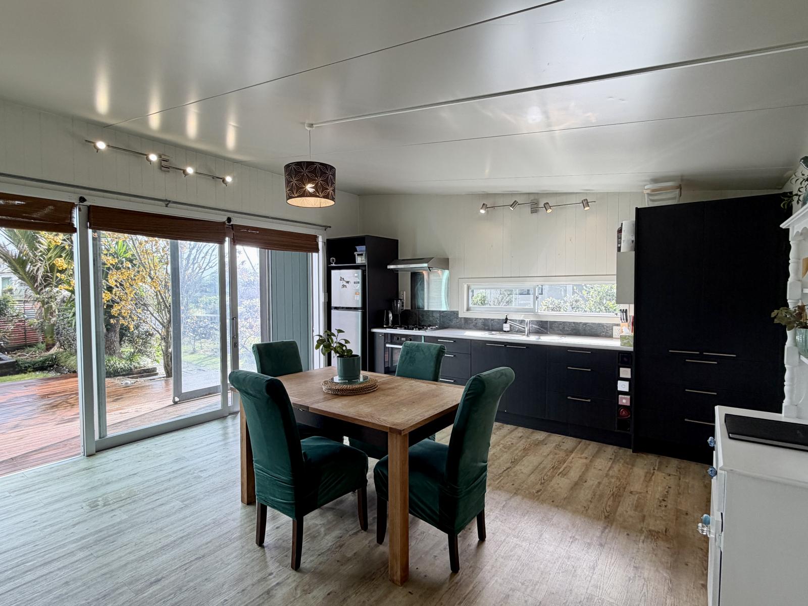 15 Cook Street, Carters Beach