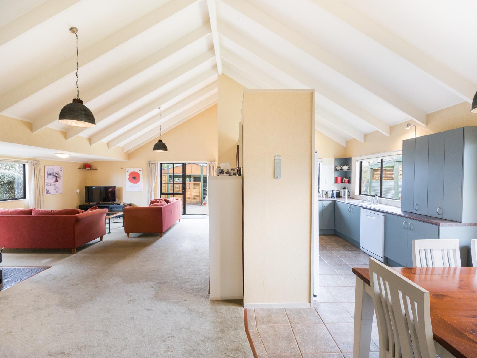 5 Hennessy Street East, Foxton Beach