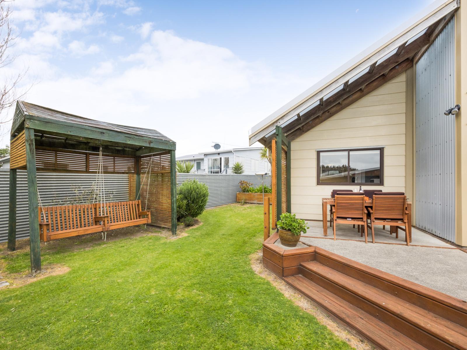 5 Hennessy Street East, Foxton Beach