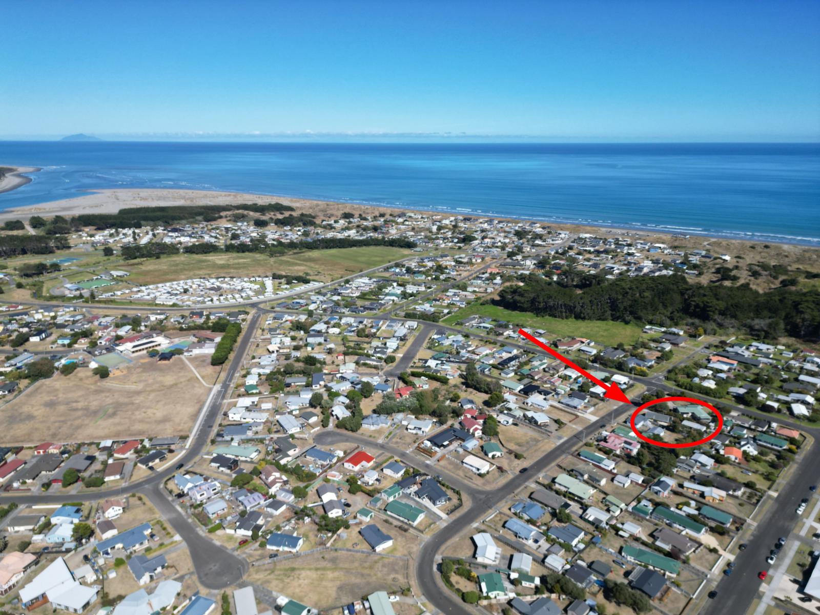 5 Hennessy Street East, Foxton Beach