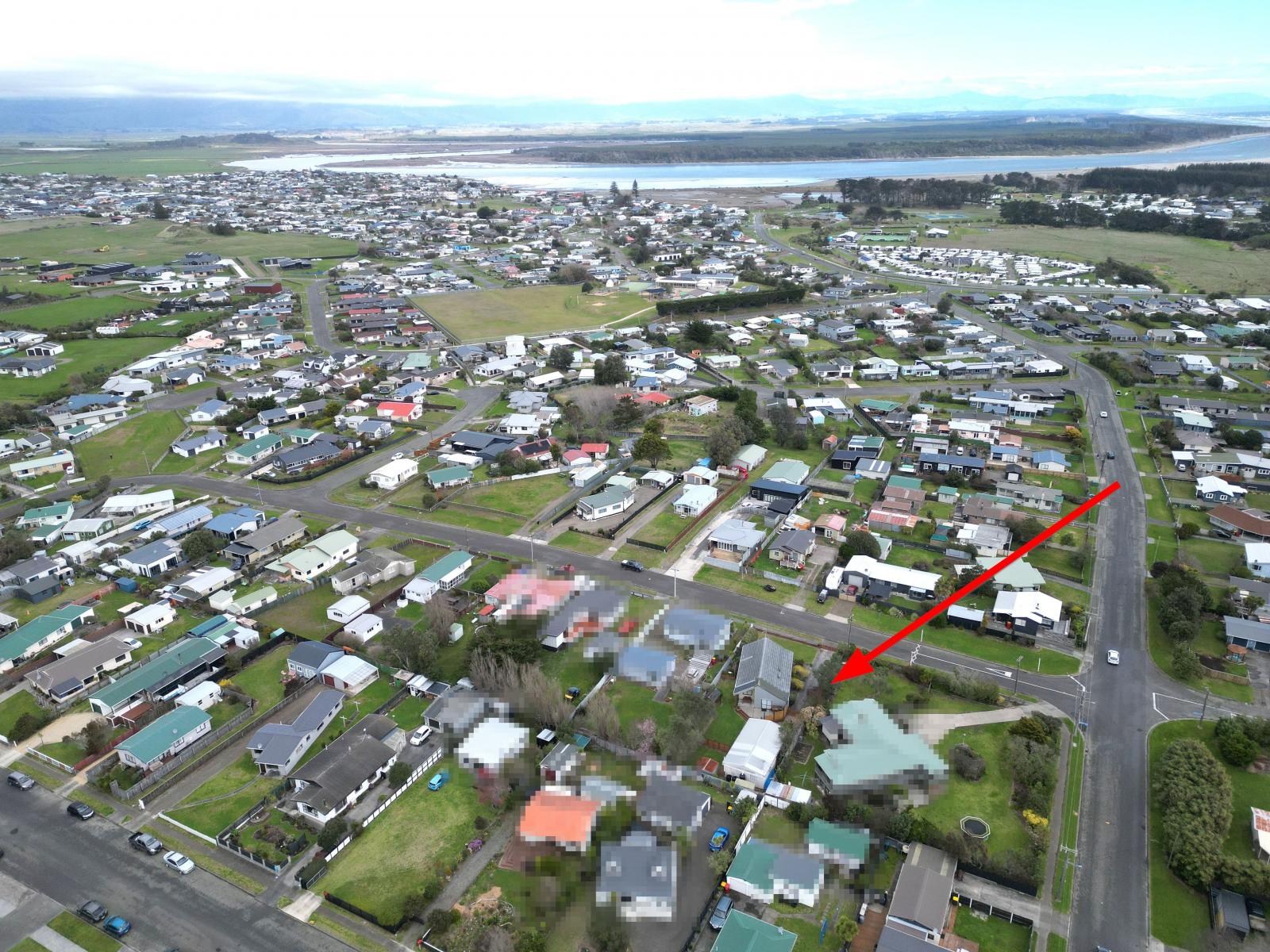 5 Hennessy Street East, Foxton Beach