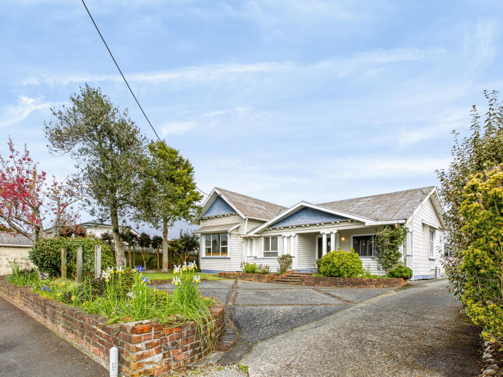 68 Russell Street, Westport